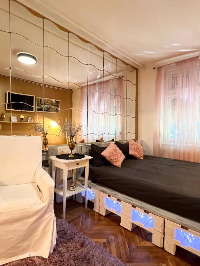 Studio Mosilor Apartment บูคาเรสต์ ภายนอก รูปภาพ